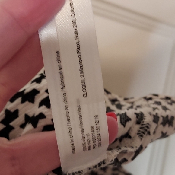 Eloquii Printed Smocked Top - Picture 6 of 9